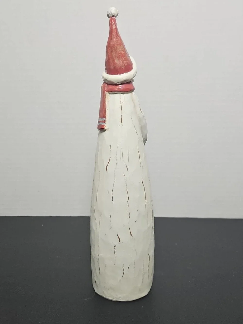 GANZ Cream Snowman with Red Hat, Scarf and Green Gift